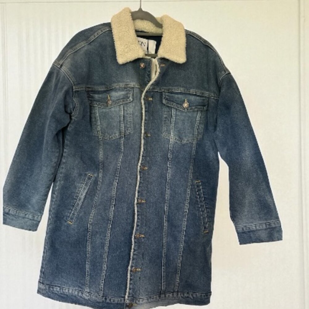 LNDN Denim Sherpa Lined Denim Trench Coat Style Jean Jacket - Size Medium (NWT) - Picture 4 of 6